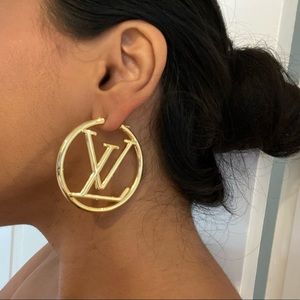 LV EAR HOOPS